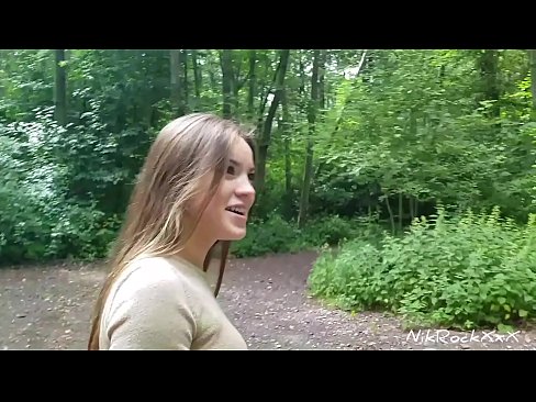 ❤️ エベリナに公共の場でのファックを提案した。彼女はイエスと言った。そして、私は彼女のお尻をファックし、彼女の口の中にザーメンを入れた。そして彼女は小便をした。 ️❌ ファッキングビデオ ❌️