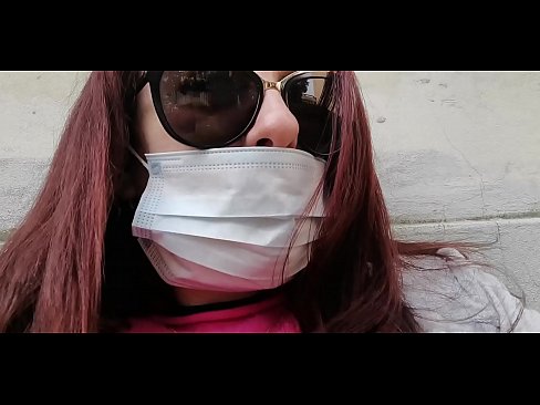 ❤️ ニコレッタは隣人に復讐し、彼のガレージでおしっこをする(特別Covid19イタリア検疫所) ️❌ ファッキングビデオ ❌️